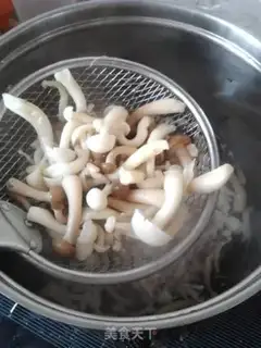 Make Pelican mushrooms step 2