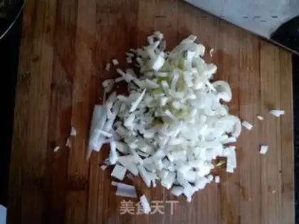 Make Silverfish fried eggs step 2