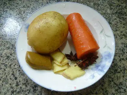 Make Curry potato beef step 1