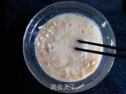 Make Silverfish fried eggs step 3