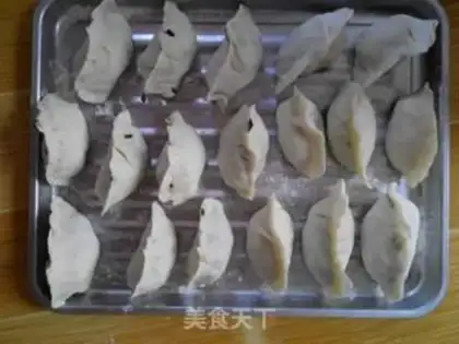 Make Pork dumplings step 4