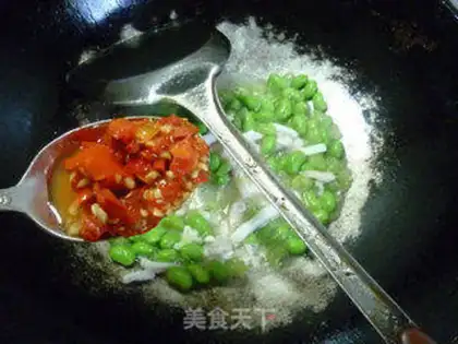 Make Piper squid fried beans step 11