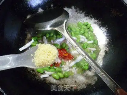 Make Piper squid fried beans step 13