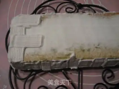 Make A cash cake step 6