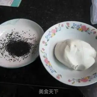 Make Rice sesame cake step 0
