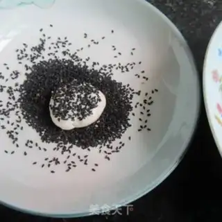 Make Rice sesame cake step 2
