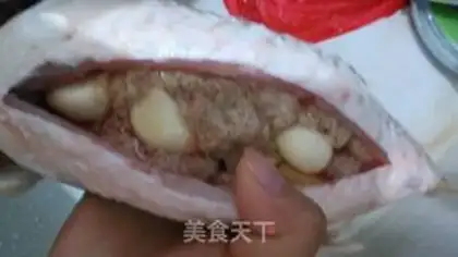 Make Fish pots and rolls step 2