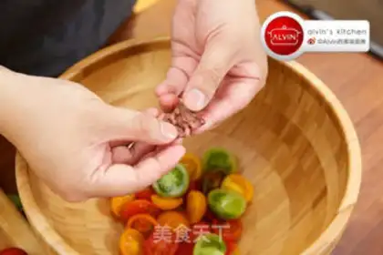 Make Tomato salad step 2