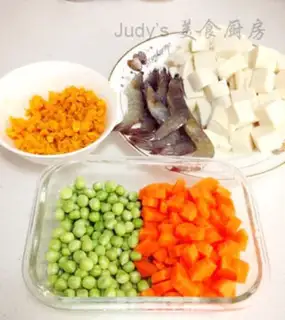 Make Homemade crab tofu step 0