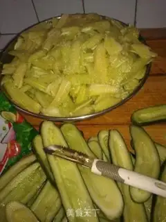 Make Pickle step 1