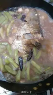 Make Fish pots and rolls step 16