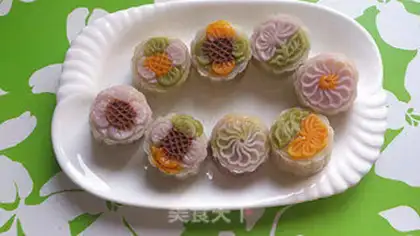 Make Five ice cream mooncakes step 4