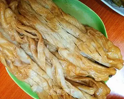 Make Fish pots and rolls step 18