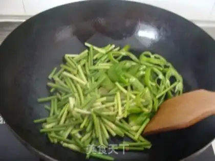 Make Garlic peppers step 4