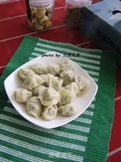 Make Three fresh dumplings step 7