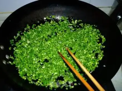 Make Garlic dumplings step 4