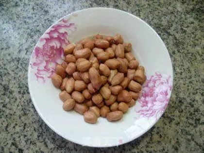 Make Peanut rice, soybeans step 1