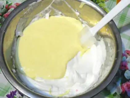 Make No sour cream cake step 7