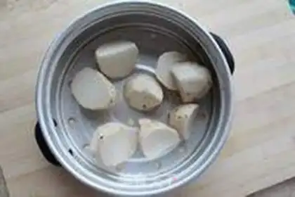 Make Red roasted potatoes step 1