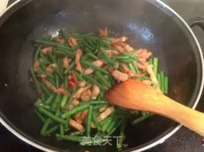 Make Spaghetti beans step 5