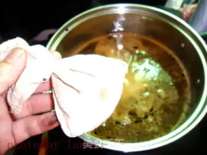 Make Pond duck and egg step 3
