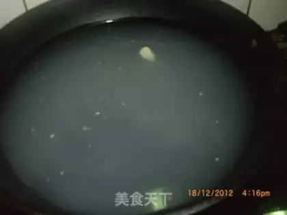 Make Big white chicken noodles step 5