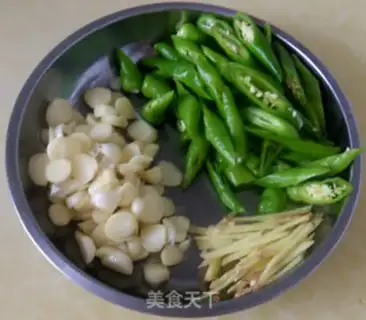 Make Five flowers for eggplant step 3