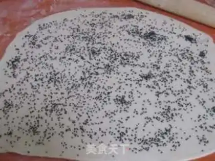 Make Black sesame rolls step 4