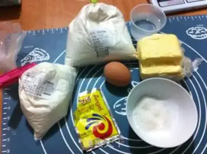 Make Tore bread with your hands step 0