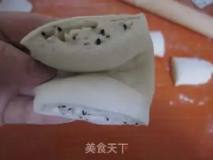 Make Black sesame rolls step 7