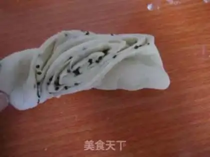 Make Black sesame rolls step 8