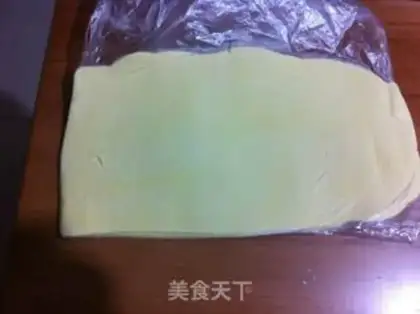Make Tore bread with your hands step 4