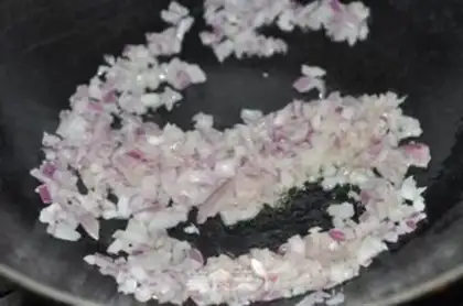Make Bacon shrimp pizza step 1