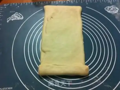 Make Tore bread with your hands step 8