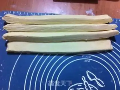 Make Tore bread with your hands step 12