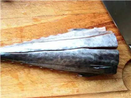 Make Red-burned fish tails step 0