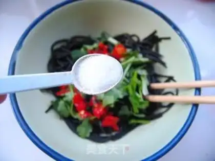Make Cracker root powder step 6