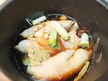 Make Pork hoof step 5