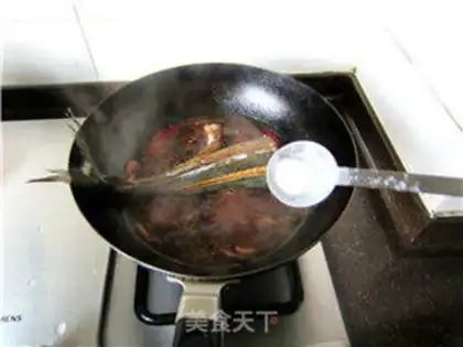 Make Red-burned fish tails step 12