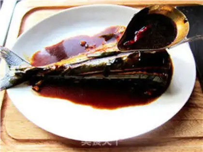 Make Red-burned fish tails step 16