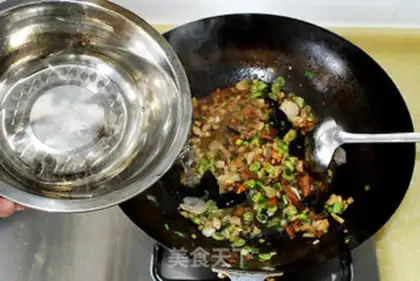Make Soybeans and seafood step 9