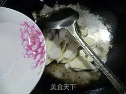 Make White eggs and watermelon peels step 9