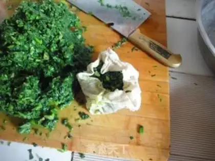 Make White eggs and watermelon peels step 11