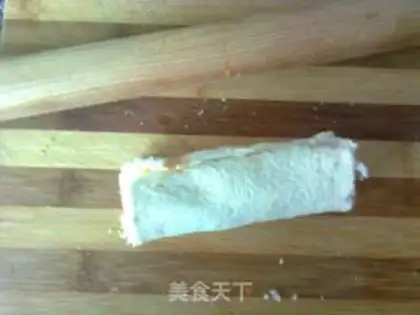 Make Toast banana rolls step 4