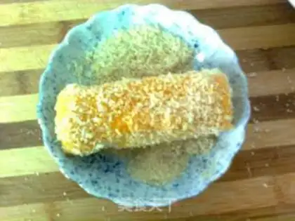 Make Toast banana rolls step 6