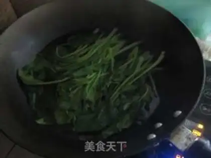 Make Soybean spinach step 1