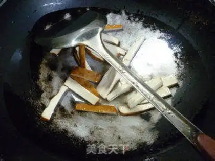 Make Onions dry and white step 6