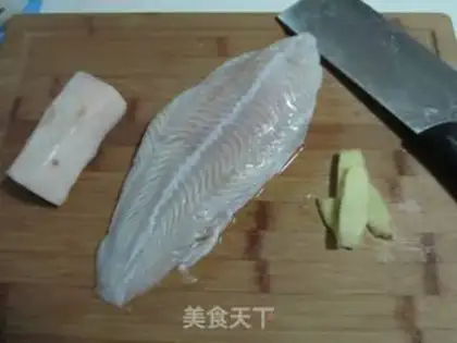Make Five-colour fish silk soup step 0