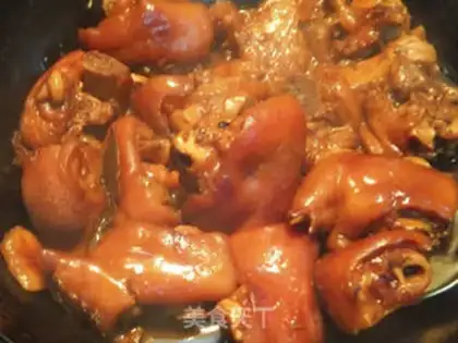 Make Soy pig hoofs step 12