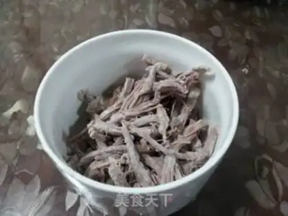 Make Spicy hands tore beef step 2